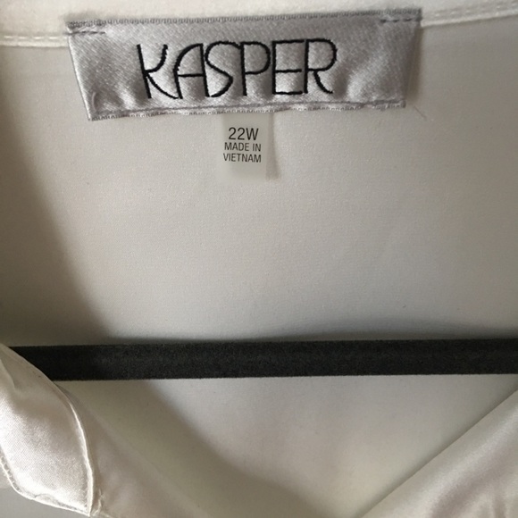 Women’s kasper silk shirt button up - Picture 2 of 2